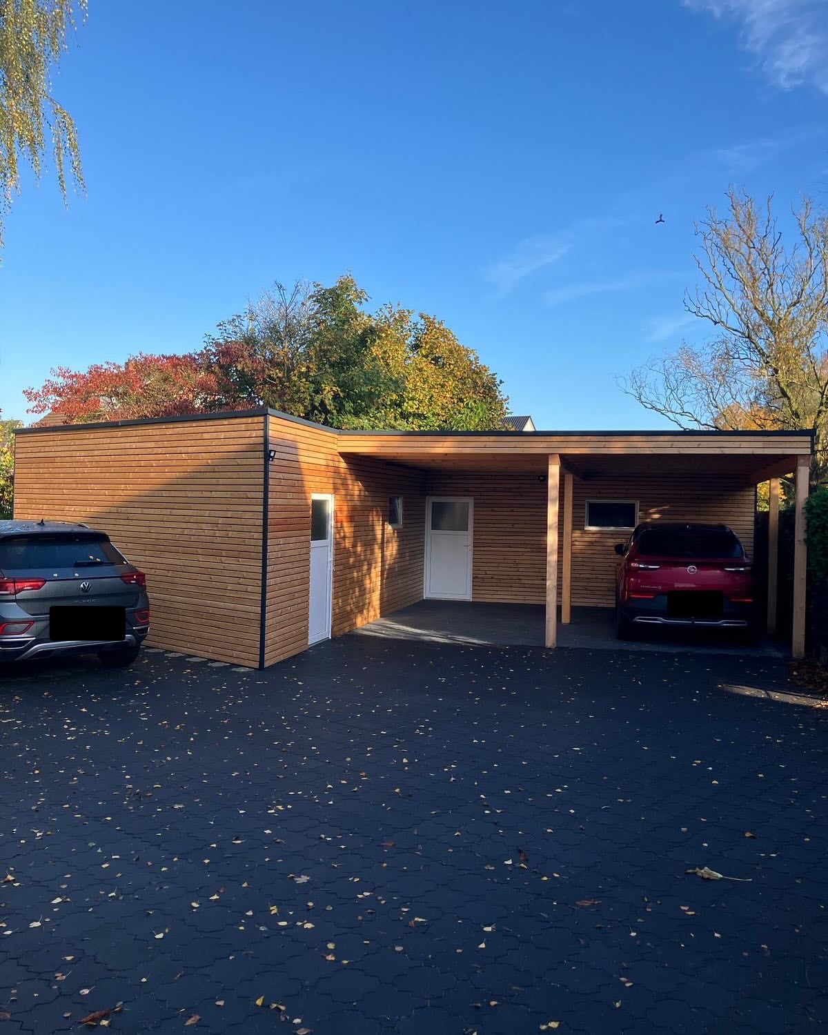 Doppelcarport mit Geräteraum
