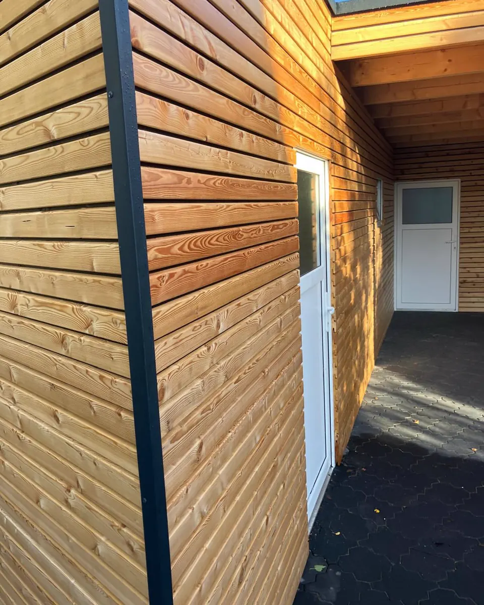 Doppelcarport mit Geräteraum